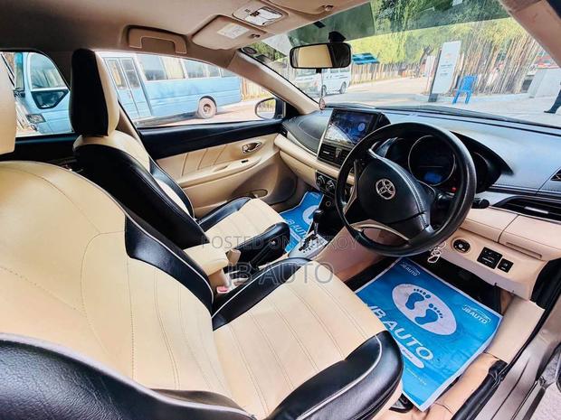 Toyota Yaris 2016 Beige