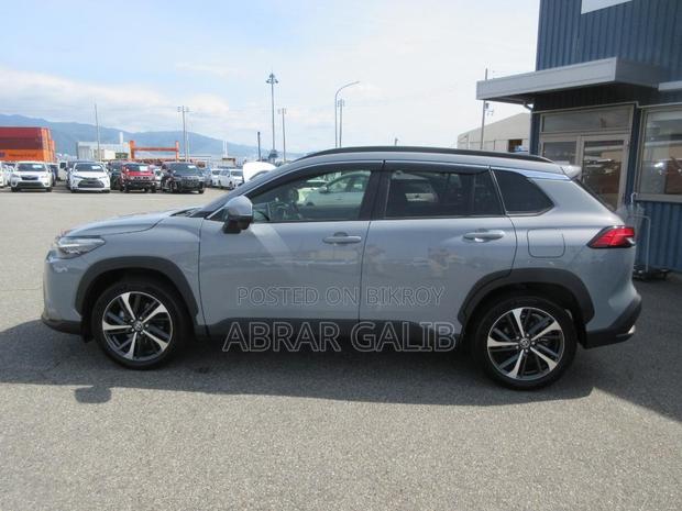 Toyota Corolla Cross 1.8 Hybrid FWD 2022 Gray