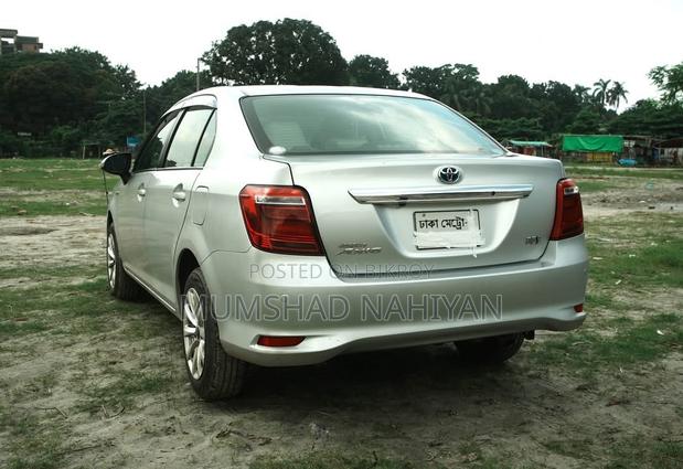 Toyota Axio 2015 Silver