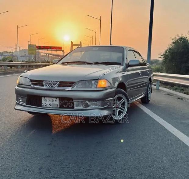 Toyota Carina 1.5 FWD Sedan 1998 Gray