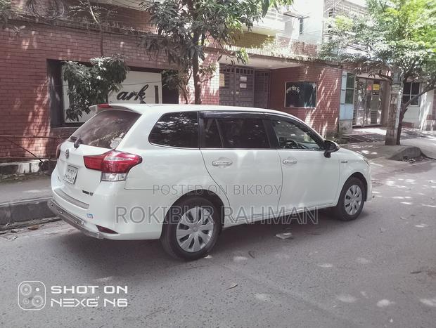 Toyota Corolla Fielder 1.5 Hybrid FWD 2016 Pearl