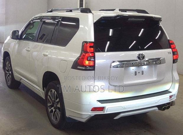 Toyota Land Cruiser Prado 2.7 2022 Pearl