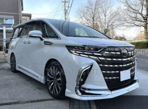 Toyota Alphard 2.5 Hybrid AWD 2023 Pearl