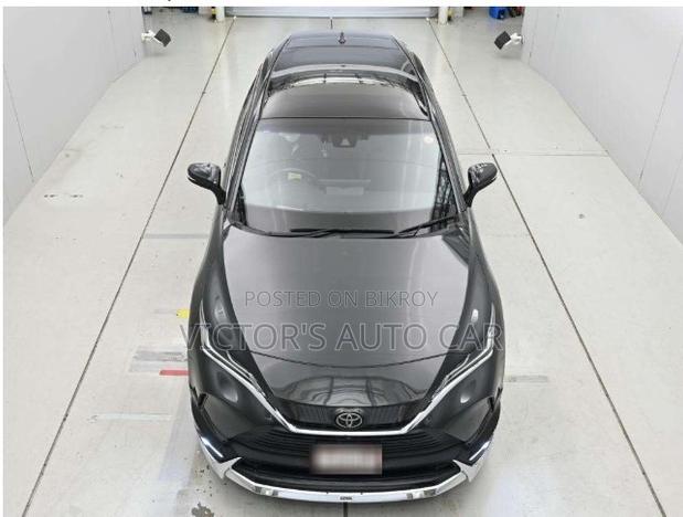 Toyota Harrier 2.0 2021 Black