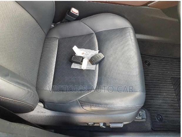 Toyota Harrier 2.0 2021 Black