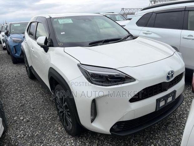 Toyota Yaris Cross 2021 Pearl