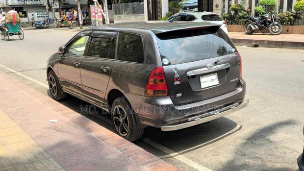 Toyota Corolla Sedan 2004 Silver