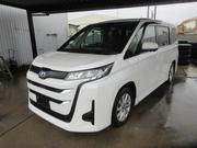 Toyota Noah 2022 Pearl for sale
