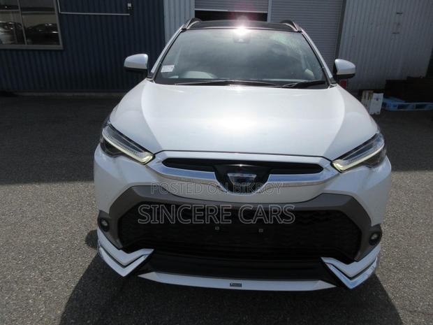 Toyota Corolla Cross 2024 Pearl
