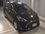 Toyota Sienta 2021 Brown for sale