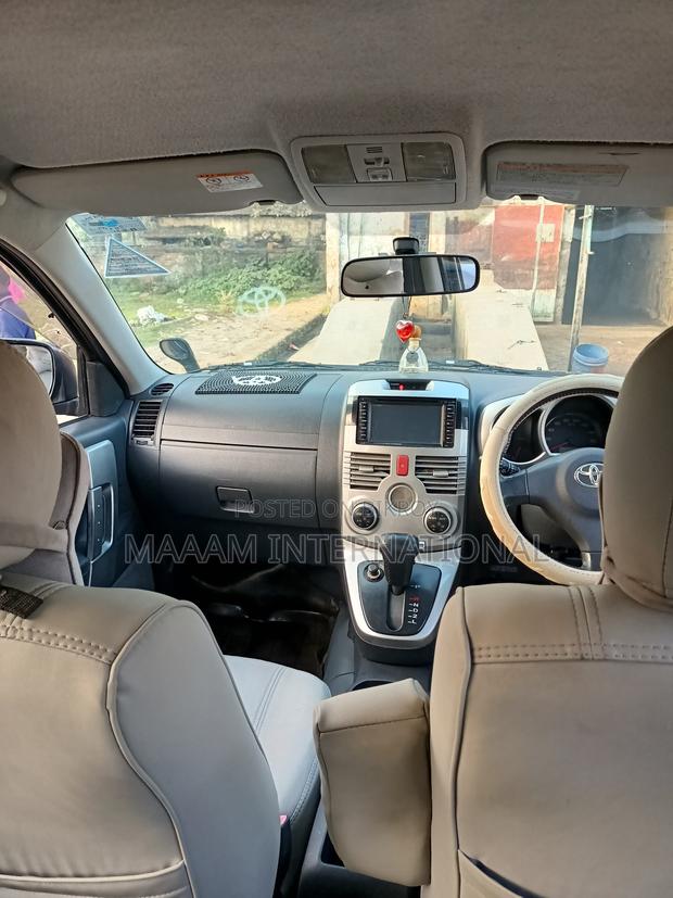 Toyota Rush 1.5 RWD 2006 Blue