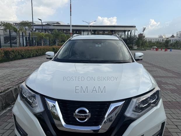 Nissan X-Trail 2.0 Hybrid FWD 2018 Pearl