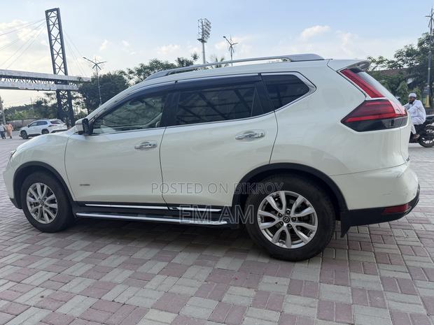 Nissan X-Trail 2.0 Hybrid FWD 2018 Pearl