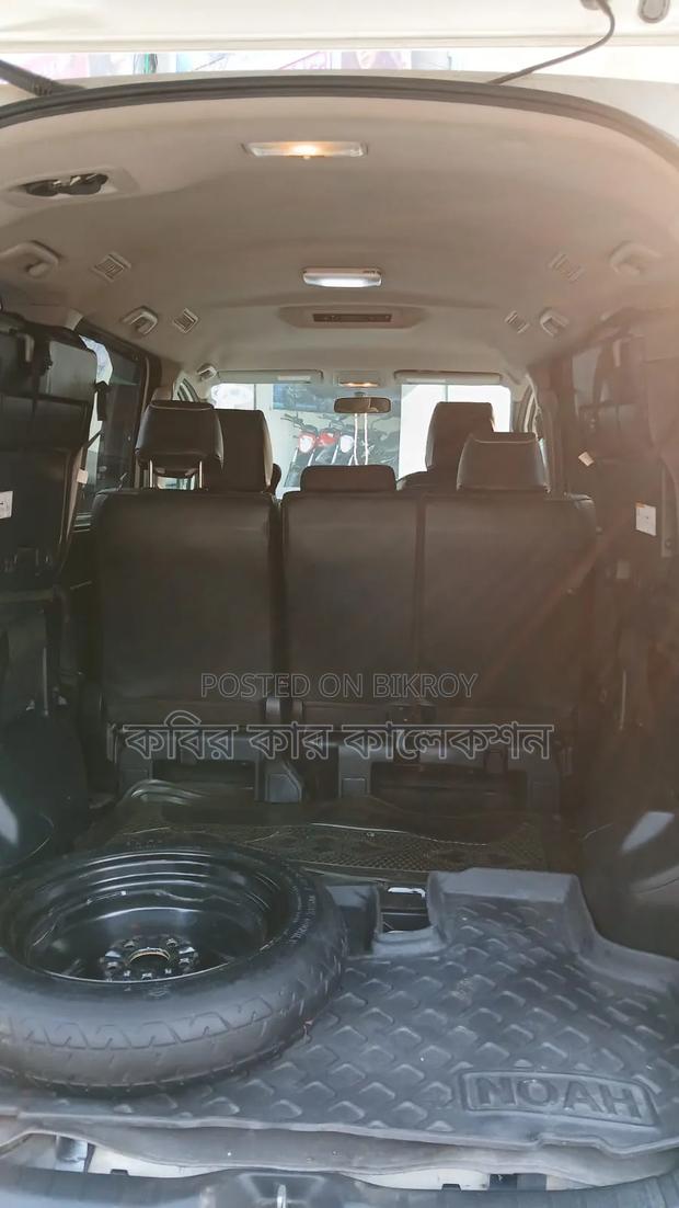 Toyota Noah 2015 Pearl