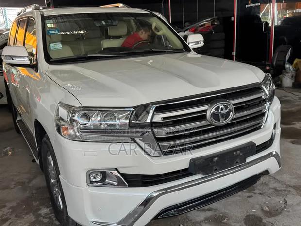 Toyota Land Cruiser 4.5 V8 VXR 2016 Pearl