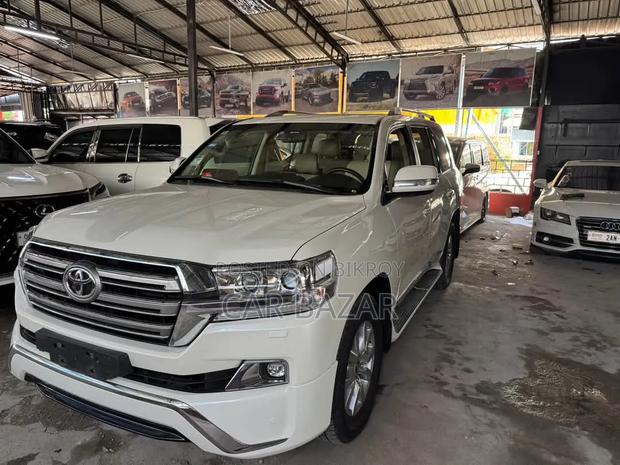 Toyota Land Cruiser 4.5 V8 VXR 2016 Pearl
