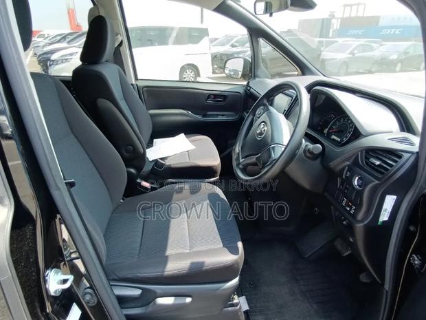 Toyota Noah 2.0 FWD (8 Seater) 2021 Black