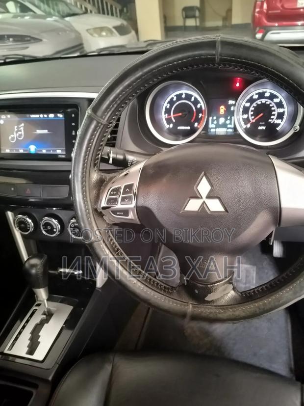 Mitsubishi Lancer 2017 Silver