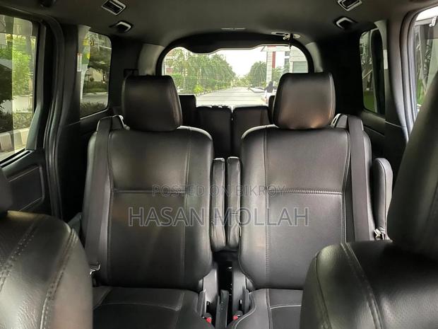 Toyota Noah 2018 White