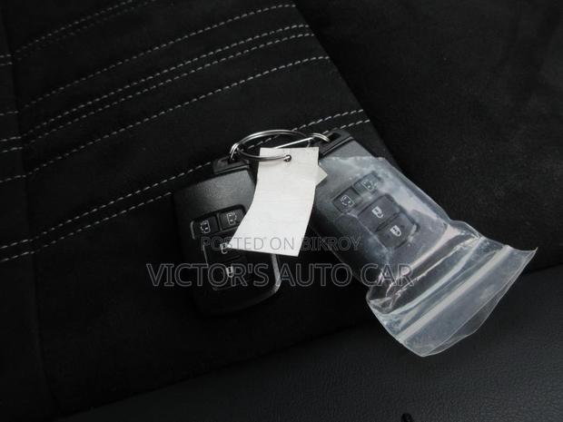 Toyota Esquire 1.8 FWD Hybrid (7 Seater) 2021 Black