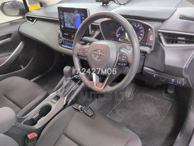Toyota Corolla 2021 Silver