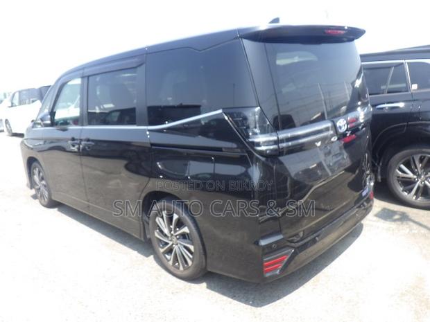 Toyota Voxy Hybrid S-Z 2WD 7-Seater 2022 Black