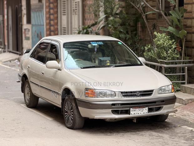 Toyota Corolla 1997 Gray