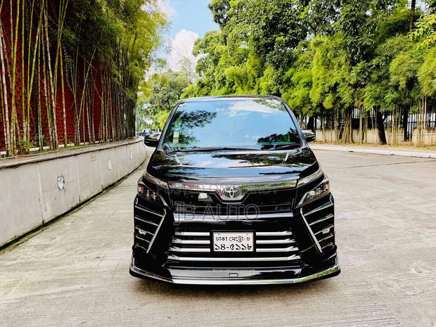 Toyota Voxy 2021 Black