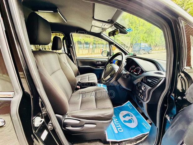 Toyota Voxy 2021 Black