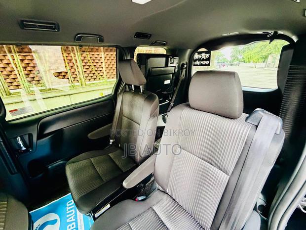 Toyota Voxy 2021 Black