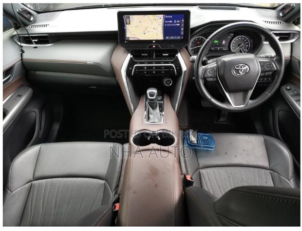 Toyota Harrier 2021 Black