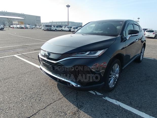 Toyota Harrier 2021 Black