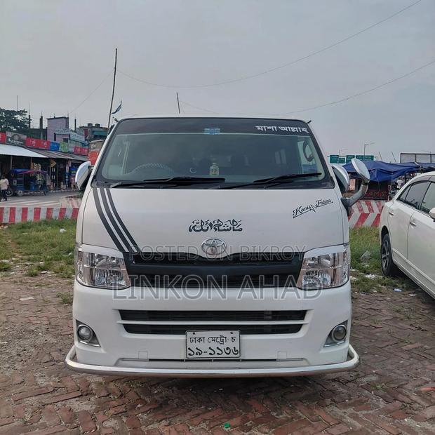 Toyota Toyoace 2011 Pearl