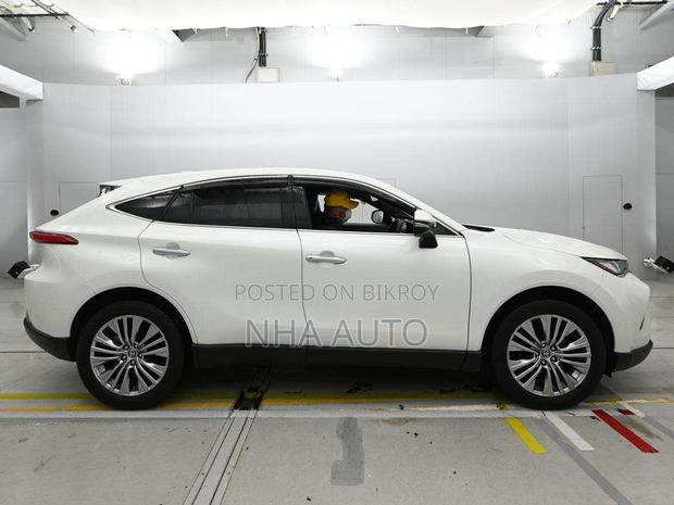 Toyota Harrier 2021 Pearl