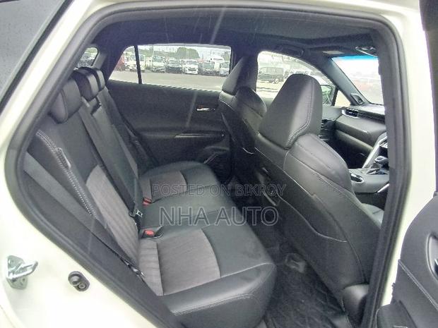 Toyota Harrier 2.0 2021 Pearl