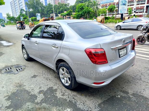 Toyota Axio 1.5 G 2WD 2016 Silver