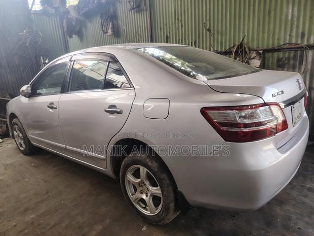 Toyota Premio 2010 Silver