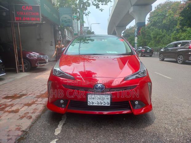 Toyota Prius 2019 Red