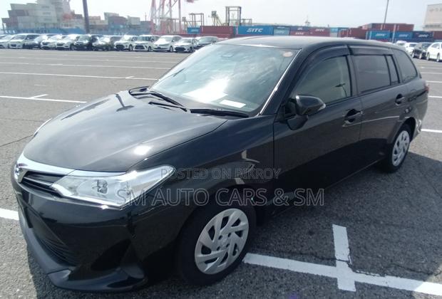 Toyota Corolla Fielder 1.5 Hybrid FWD 2021 Black