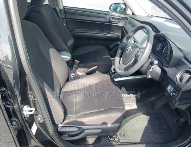 Toyota Corolla Fielder 1.5 Hybrid FWD 2021 Black