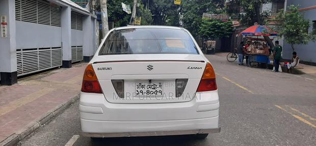 Suzuki Liana 2004 White