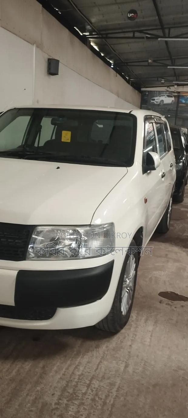 Toyota Probox 2005 White