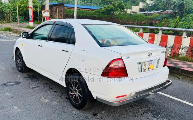 Toyota Corolla 2005 White
