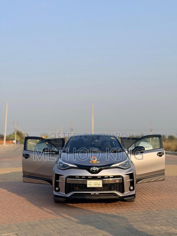 Toyota C-Hr Limited FWD 2020 Gray