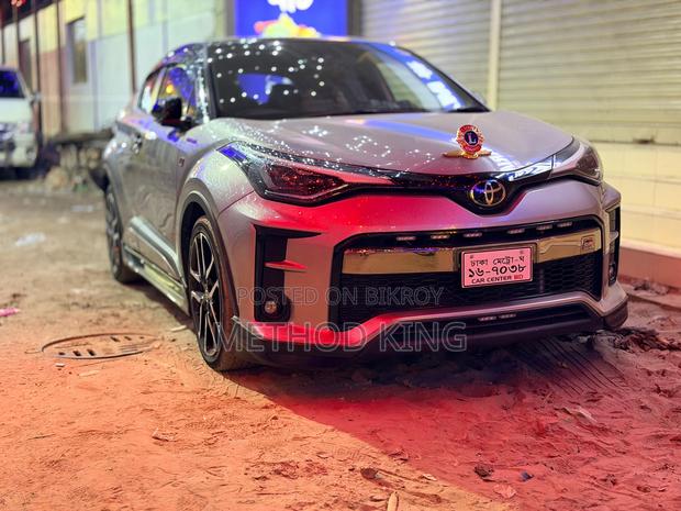 Toyota C-Hr Limited FWD 2020 Gray