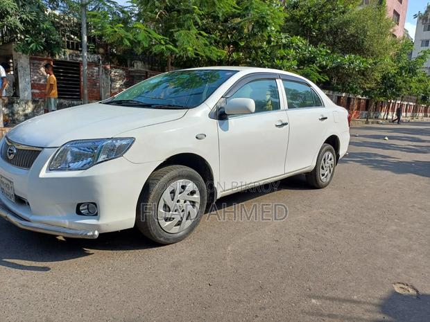 Toyota Axio 2009 White