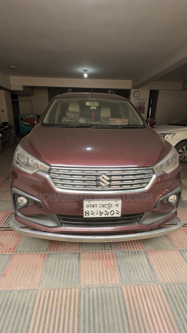 Suzuki Ertiga 2019 Red