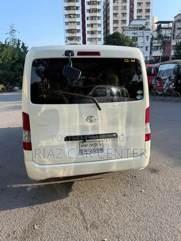 Toyota Noah 2014 White