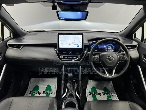 Toyota Corolla Cross 2024 Pearl