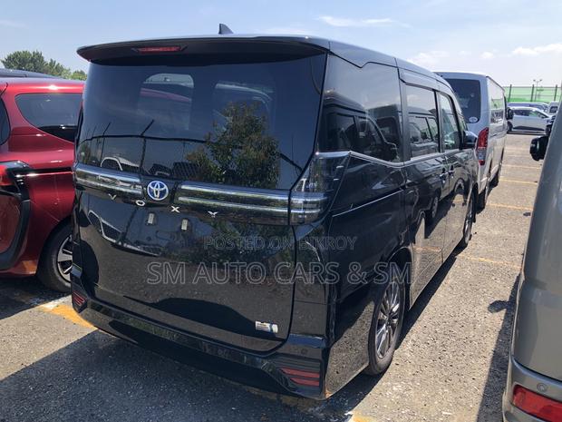 Toyota Voxy Hybrid S-G 2WD 8-Seater 2023 Black